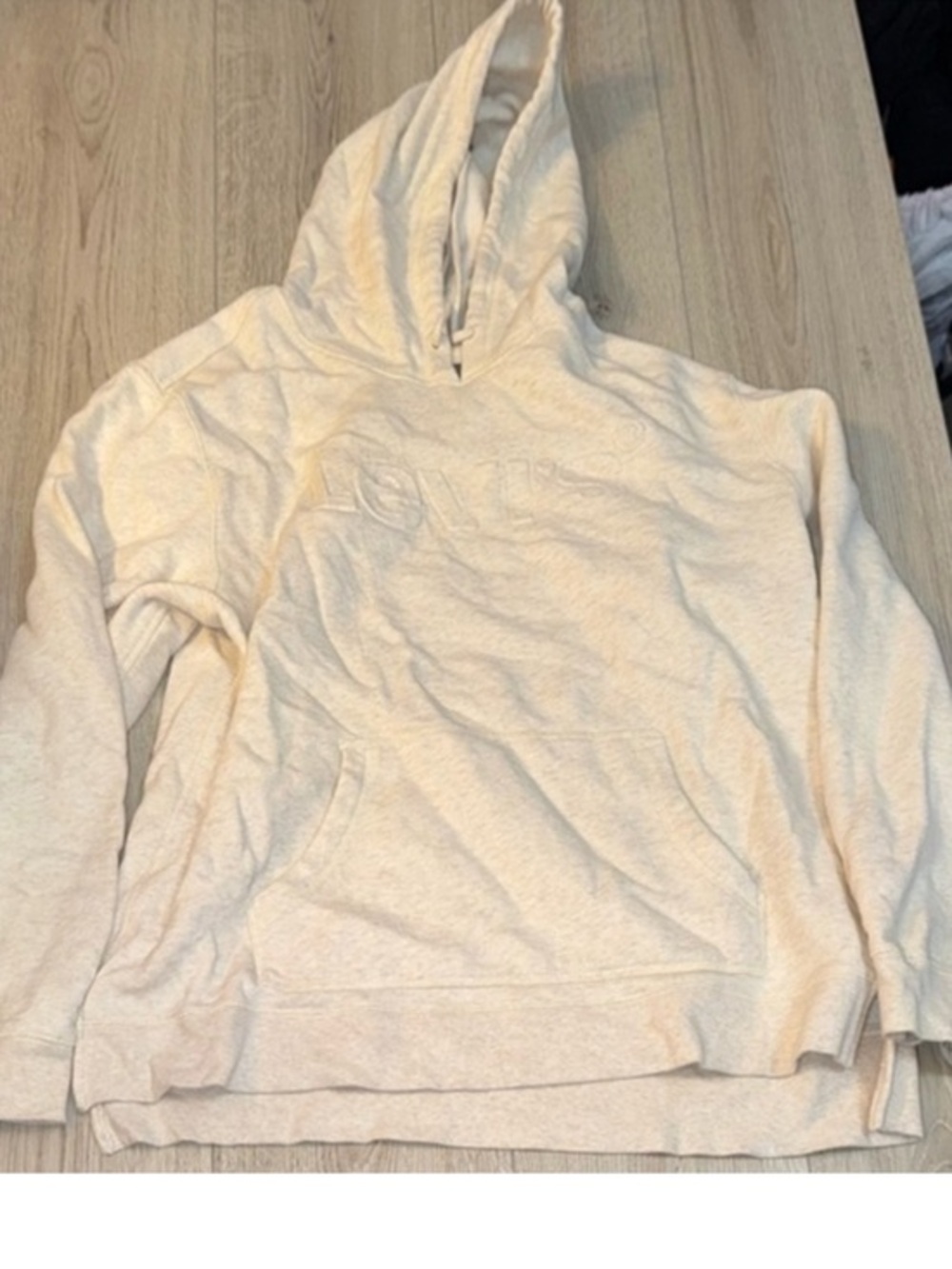 Levi’s Cream Hooded Pullover Sweatshirt hoodie sweater